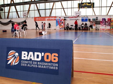 F D Ration Du Stade Laurentin Le Badminton L Honneur Au Gymnase Pagnol