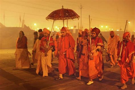 Awesome Photos Of Hindu Pilgrims In India