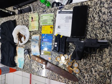 Prf Detém Homem Com Pistola E Dinheiro Falso Em Recife Caruaru 24 Horas