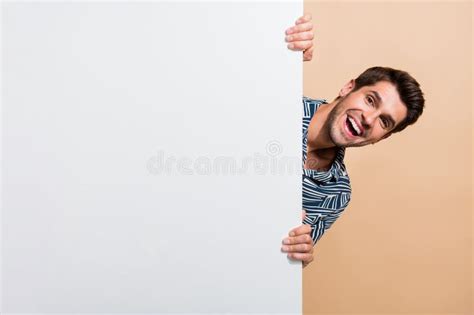 380 Man Hiding Behind Wall Stock Photos Free And Royalty Free Stock