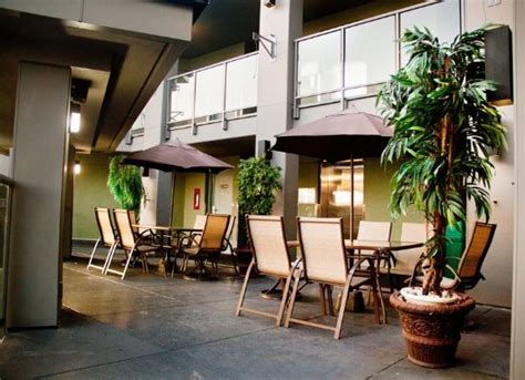 Accent Inn Vancouver Airport ($̶1̶2̶1̶) $90 - UPDATED 2018 Prices, Reviews & Photos (Richmond ...