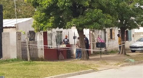 Un Ni O De A Os Muri Tras Ser Mordido Por Un Pitbull En Olavarr A