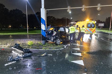 Veel Schade Bij Ongeval Op Amsterdamseweg Oozo Nl