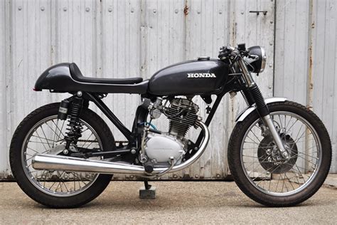 Honda CB125s Cafe Racer Return Of The Cafe Racers Atelier Yuwa Ciao Jp