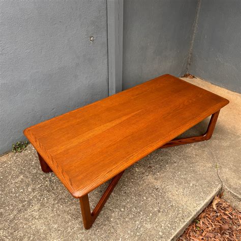 Midcentury Modern Lane Coffee Table