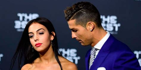 El Futbolista Cristiano Ronaldo anuncia la muerte de su hijo recién nacido