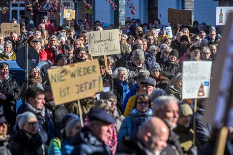 So war Demo für Demokratie in Kerken mit 1400 Teilnehmern