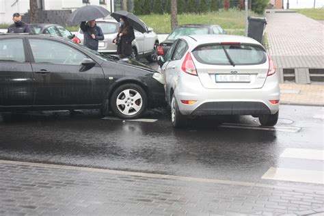 Jedna osoba ranna kilka kolizji Niebezpiecznie na grudziądzkich