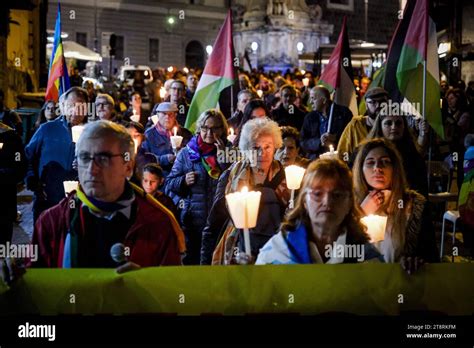 News Pace E Disarmo Processione A Fiaccolata A Napoli Il Comitato