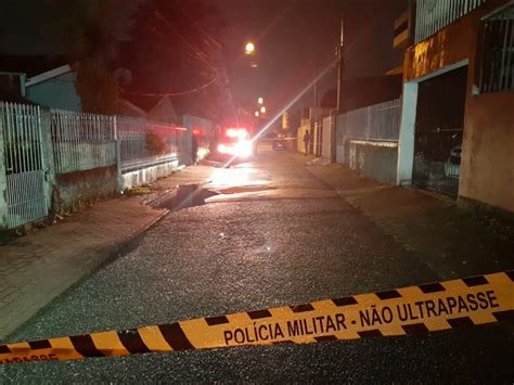 Jovem Sai Para Buscar P O Namorada E Assassinado Na Esquina De