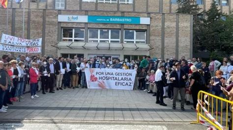 Los Trabajadores Del Hospital De Barbastro Denuncian Que El Gerente No