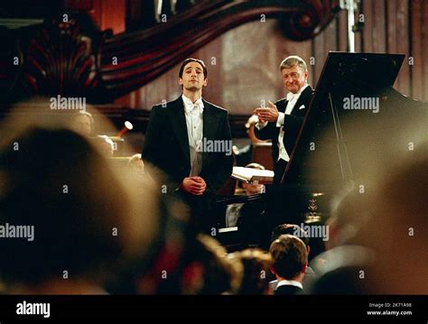 ADRIEN BRODY, THE PIANIST, 2002 Stock Photo - Alamy