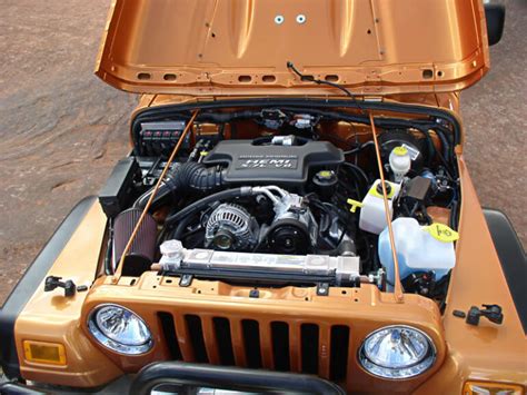 Jeep WK Grand Cherokee 5 7L Hemi Engine Swap JeepSpecs