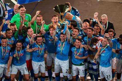 Formazione Napoli Sogni E Strategie Del Mercato Dei Campioni D