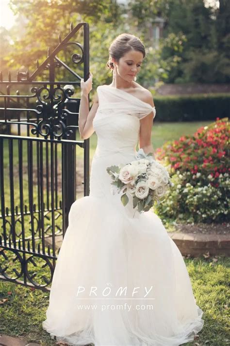 Asymmetrical Neck Ivory Tulle Trumpet Wedding Dress Promfy