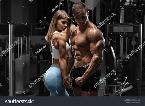 3 094 Female Bodybuilder Naked Aiheista Kuvaa Kuvia Arkistovalokuvia Ja Vektorikuvia