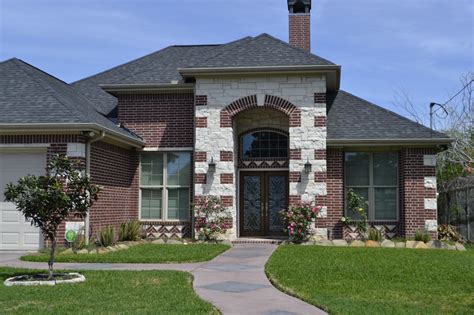 What Is the Difference Between Stone and Brick Houses? - Rock Ridge ...