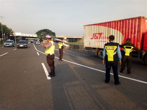 Gandeng Stakeholder Satlantas Polresta Bandara Soetta Atur Arus Lalu