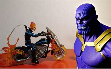 Can Ghost Rider Beat Thanos? With a Stare & in the Comics? - FandomFevers