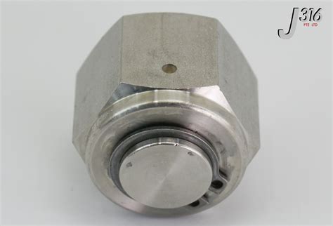 Swagelok Stainless Steel Vcr Face Seal Fitting In Cap