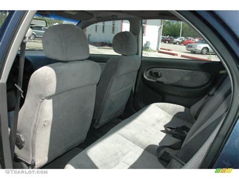 2002 Kia Spectra LS Sedan interior Photo #49733368 | GTCarLot.com