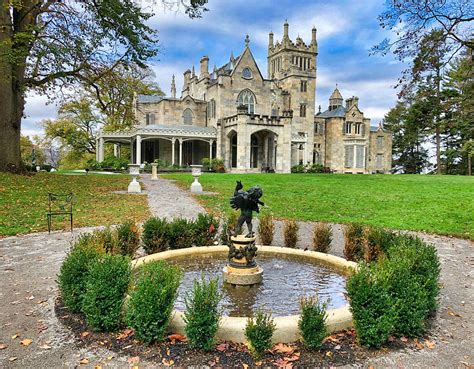 lyndhurst mansion autumn  photograph  russ considine