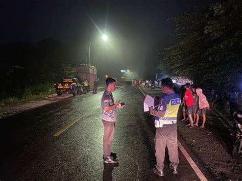 Nabrak Bak Truk Pengendara Vario Meninggal Dunia Metro Jateng