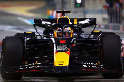 Verstappen è subito in pole al GP Bahrain 1ª fila per Leclerc Sainz