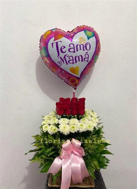 Dm Arreglo Rosas Y Centro Verde Floristeria Ales S