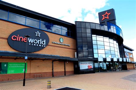 Cineworld Reports First-Ever Annual Operating Loss, Raises More Cash