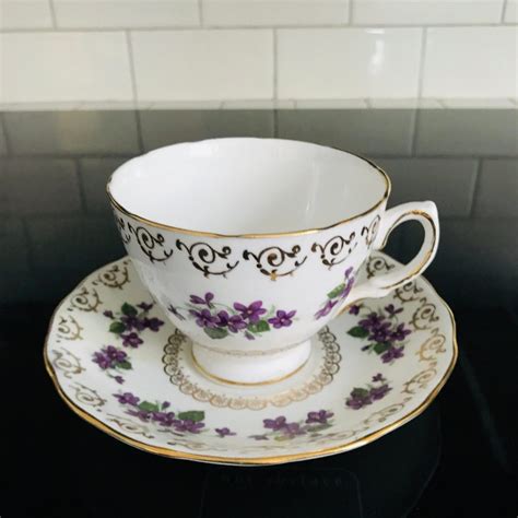 Colclough Tea Cup And Saucer England Fine Bone China Purple Violets