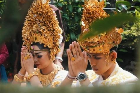 8 Acara Prosesi Pernikahan Adat Bali Dan Maknanya