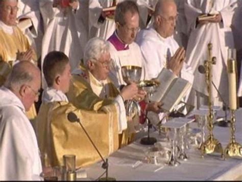 El Papa oficia una misa multitudinaria en Glasgow Vídeo Dailymotion