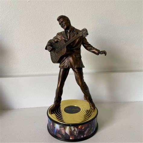 2011 Elvis Presley Bradford Exchange Limited Edition Sculpture 50s