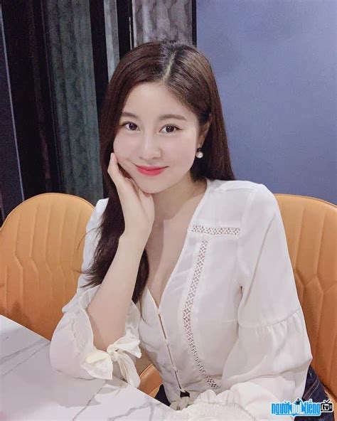 Hot girl Đỗ Mai Khanh