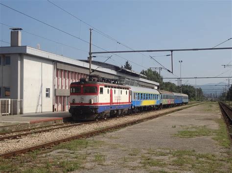 Mit Dem Zug Von Sarajevo Nach Mostar Und Capljina Rail Cc