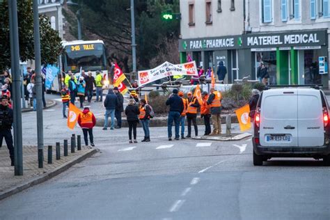 R Forme Des Retraites Au Rond Point De Souilhac Tulle On Assure