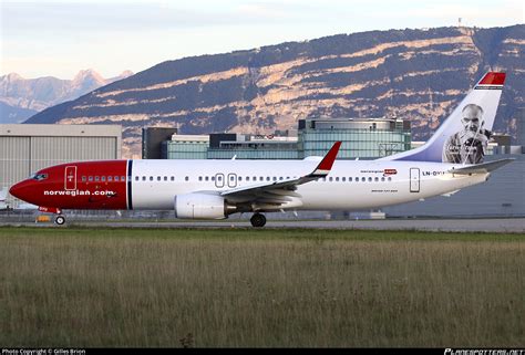 Ln Dyu Norwegian Air Shuttle Boeing Jp Wl Photo By Gilles Brion