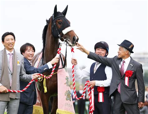 【桜花賞】説得力は十分！2頭の牝馬3冠トレーナーの証言 2冠濃厚？ステレンボッシュ「同等のものを持っている」東スポ競馬 Goo ニュース