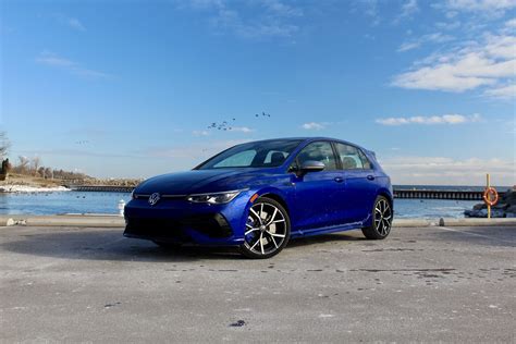 Car Review 2022 Volkswagen Golf R Driving