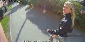 QUICK SUCK FUCK A PUBLIC BEACH Porn Videos