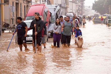 Dou Terorii Ale Conspira Iei Legate De Inundatiile Din Valencia