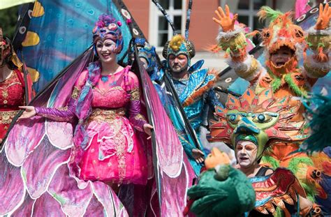 Hunderttausende Feiern Den Karneval Der Kulturen