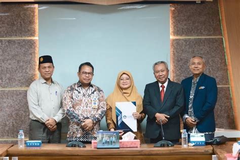 Luar Biasa Ums Kembali Tambah Guru Besar Bidang Ilmu Akuntansi Dan