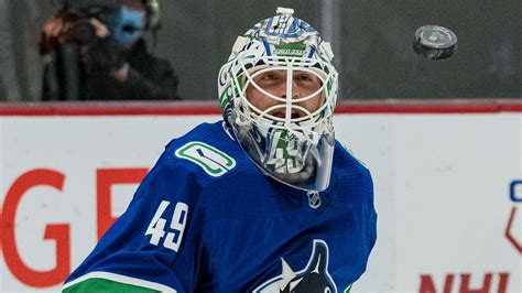 SEE IT: Braden Holtby stars in Canucks return to ice | RSN