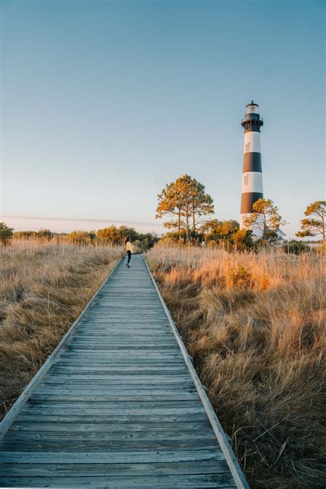 6 Must-See Lighthouses in the Outer Banks - Madelyne on the Move