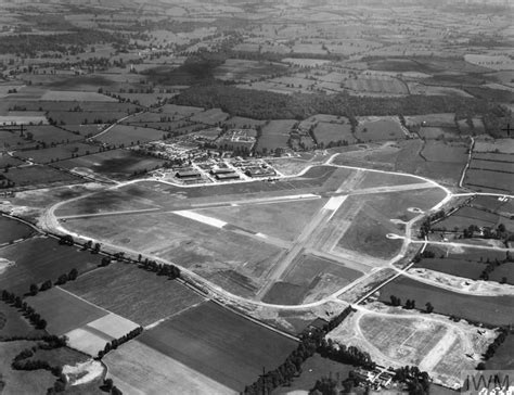 Oblique Aerial View Of Raf Wellesbourne Mountford Warwickshire From