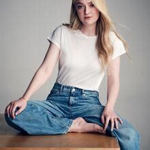 Dakota Fanning Nude Leaks Fapopedia