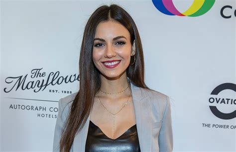 Victoria Justice Releases New Single Last Man Standing Trendradars