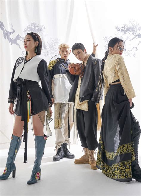 K Pop Group Kard Receives Phenomenal Reaction To Their Hanbok